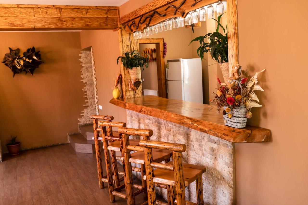 Casa De Vacanta Sadu Luaran gambar