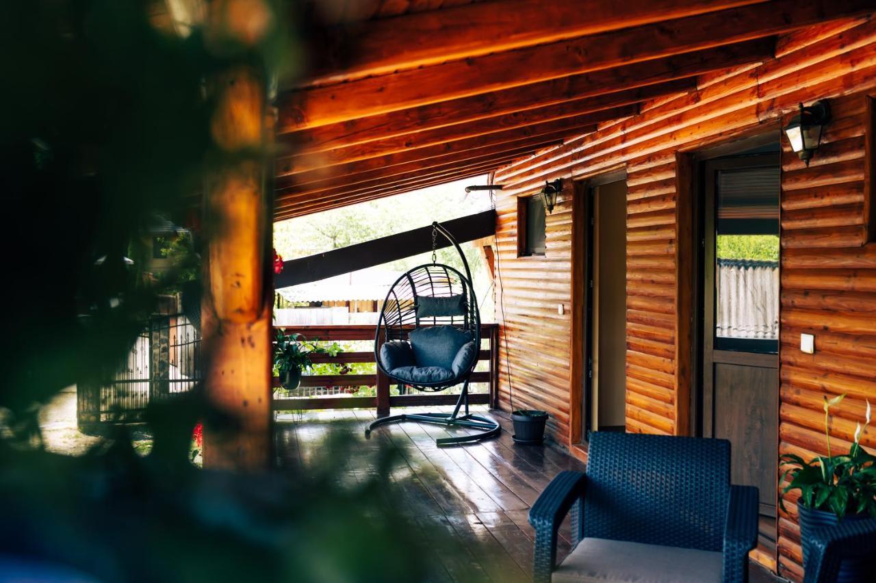Casa De Vacanta Sadu Luaran gambar