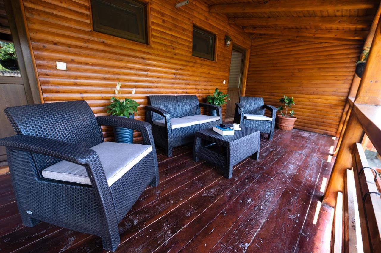 Casa De Vacanta Sadu Luaran gambar